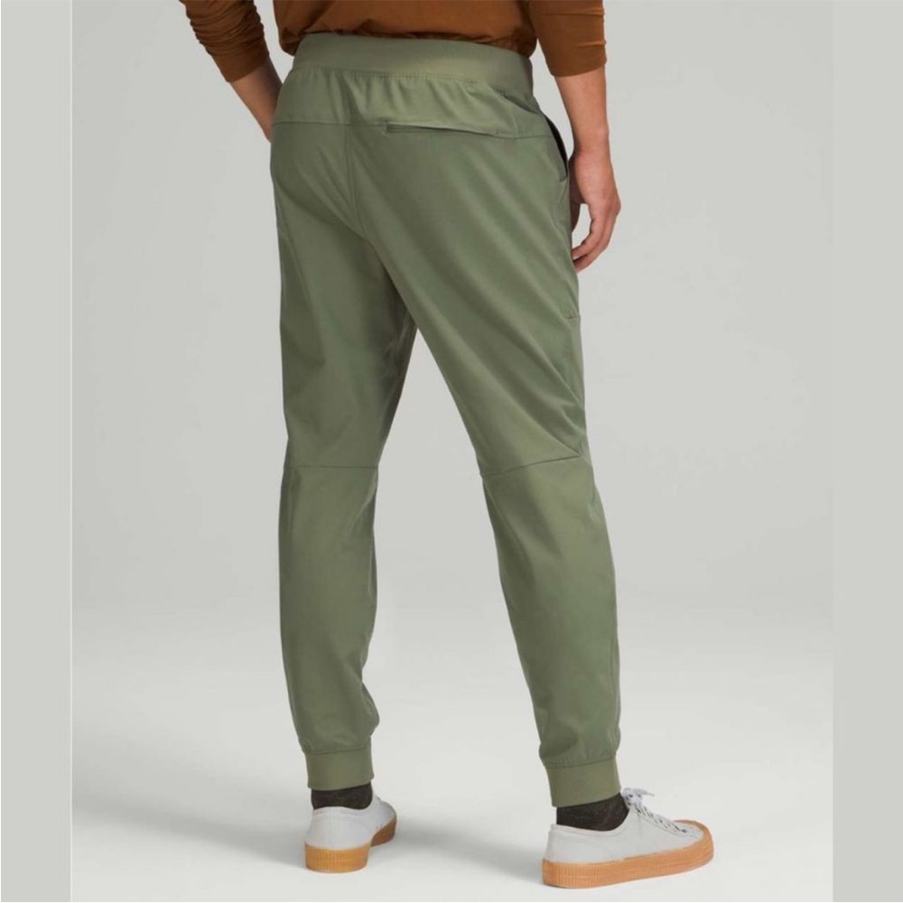 Lululemon ABC Jogger 30” *Warpstreme Twill Green / Grey Sage Sz L - Picture 3 of 16